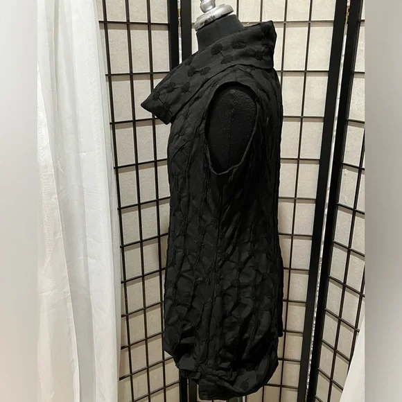 Niche Black Textured TUNIC DRESS, COWL NECK, TUCK HEMLINE, MADE IN USA, SIZE M - Picture 10 of 14